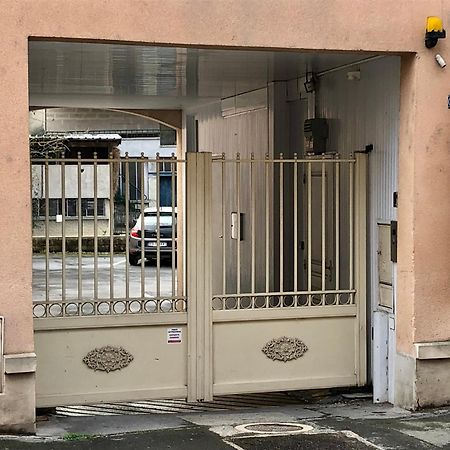 Logement Centre Ville D'Epernay Avec Parking Prive Exteriér fotografie