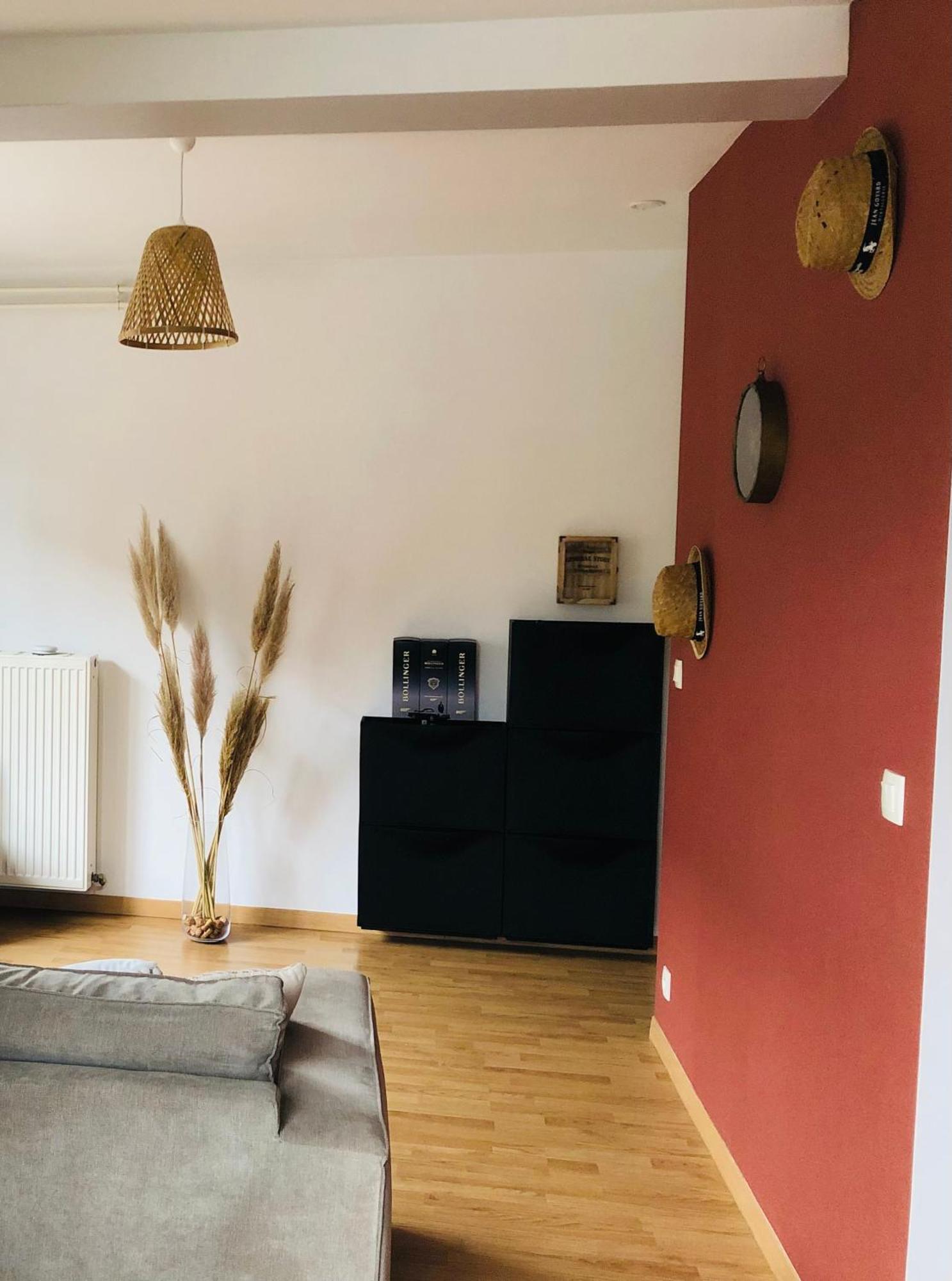 Logement Centre Ville D'Epernay Avec Parking Prive Exteriér fotografie