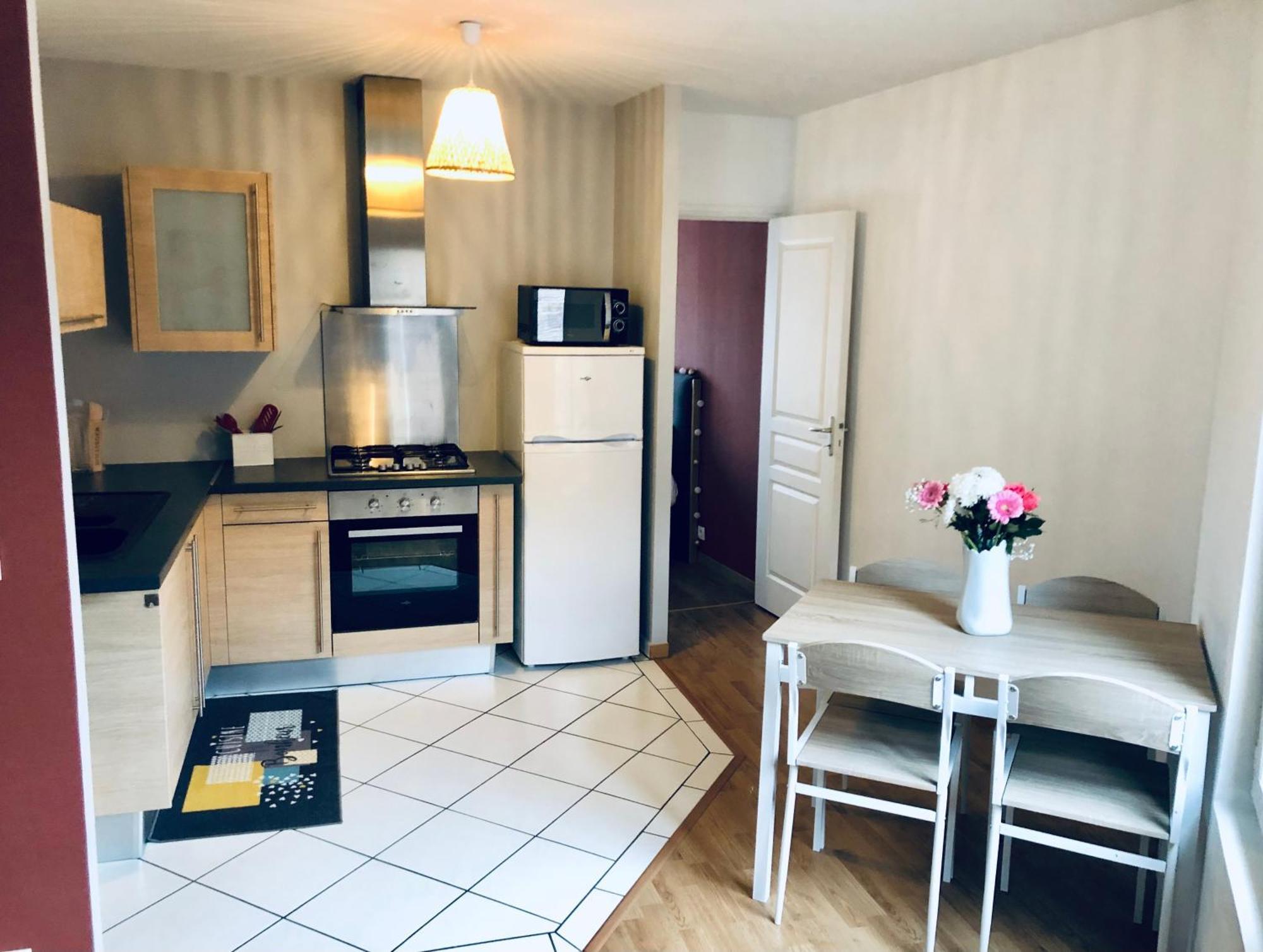 Logement Centre Ville D'Epernay Avec Parking Prive Exteriér fotografie